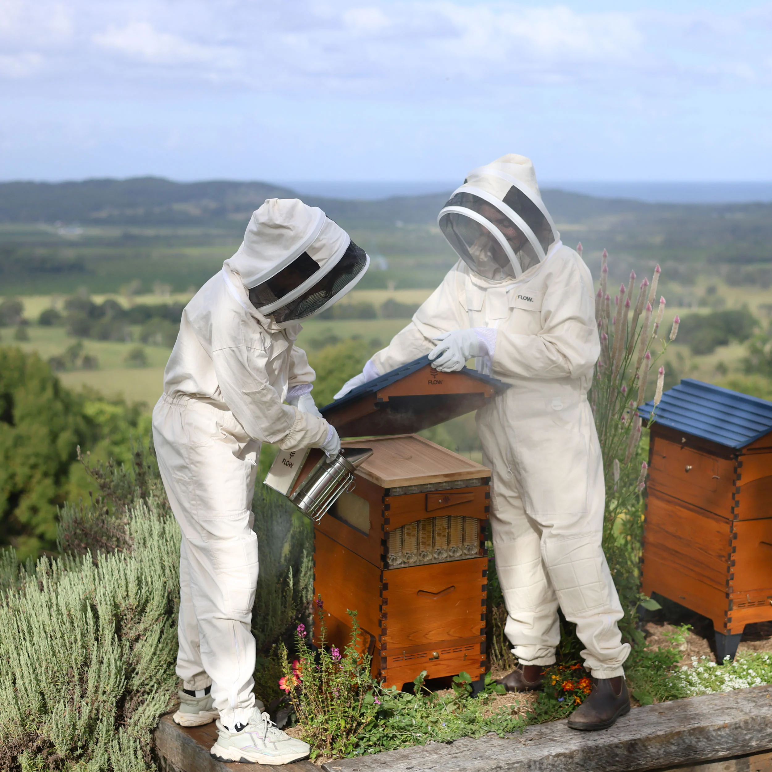 Flow Bee Suit – Organic Cotton - Image 5