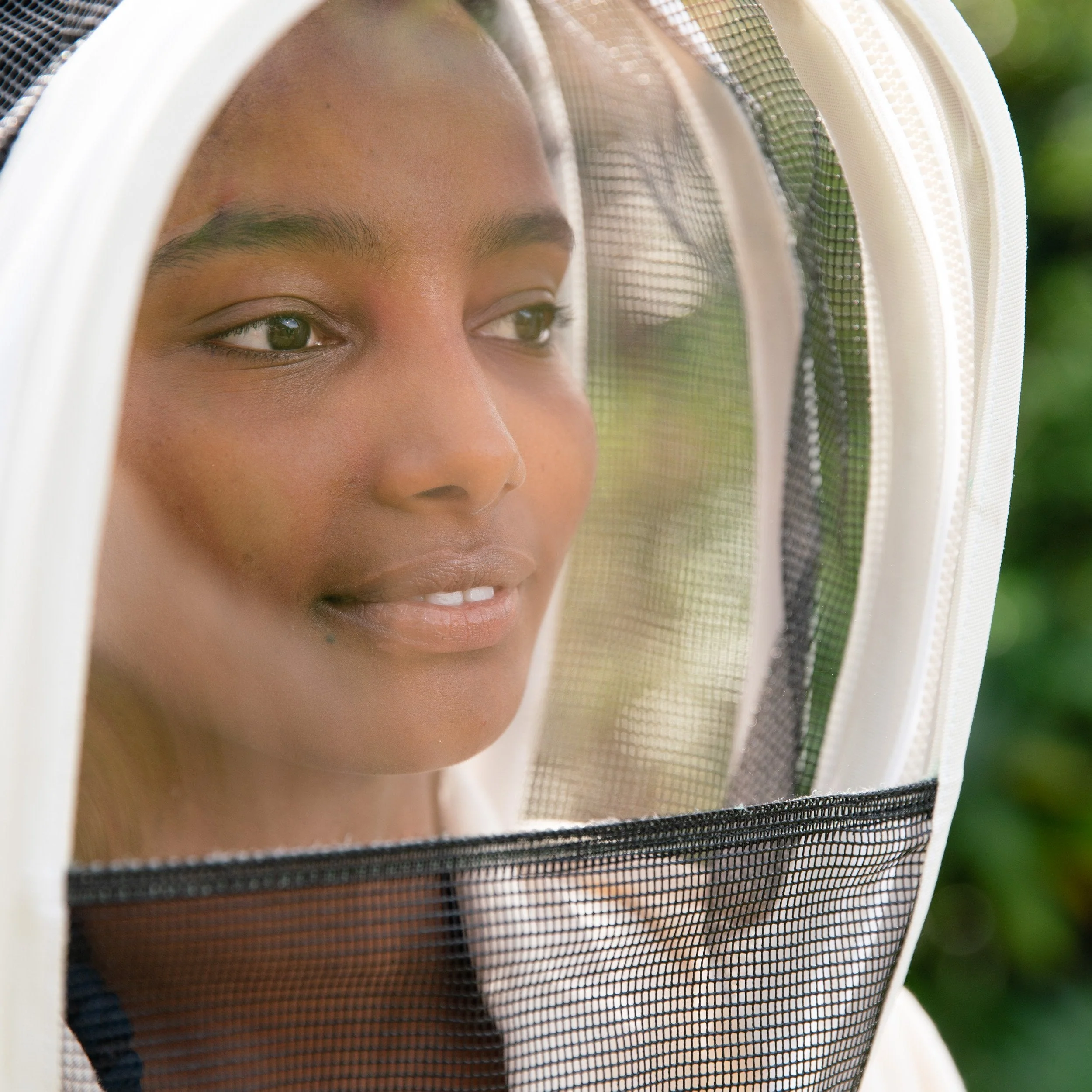 Flow Bee Suit Hood – Clear View - Image 3